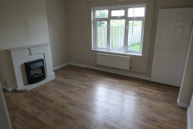 3 Railway Cottages, Brinkworth, near Royal Wotton Bassett, Wiltshire, SN15 5AY 2