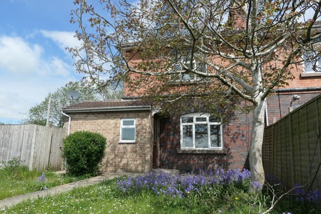 3 Railway Cottages, Brinkworth, near Royal Wotton Bassett, Wiltshire, SN15 5AY 2