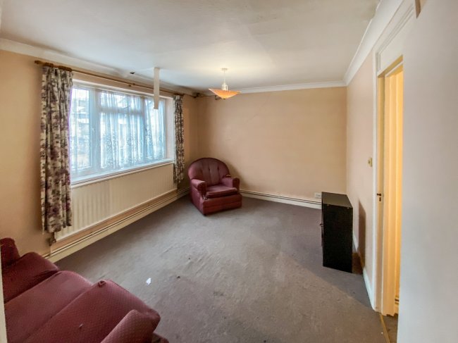 1 Hansler Road, East Dulwich, London SE22 9DJ 4