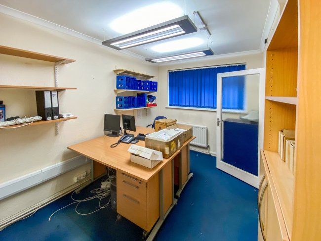 1 Hansler Road, East Dulwich, London SE22 9DJ 4