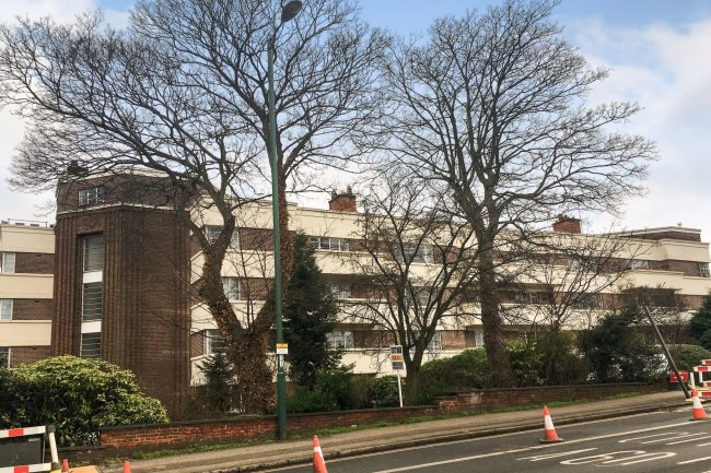 29 Mansfield Court, Mansfield Road, Nottingham, Nottinghamshire, NG5 2BW
 3