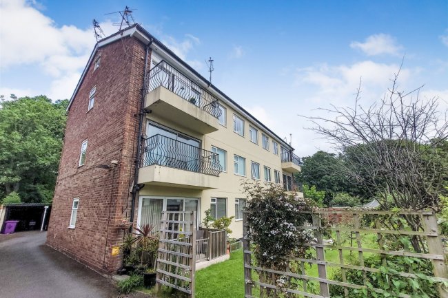 Flat 4, Palmerstone Court, Palmerstone Road, Liverpool L18 8AP 8