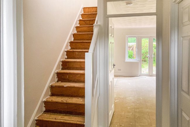 55 The Esplanade, Rochester, Kent ME1 1QW
 7