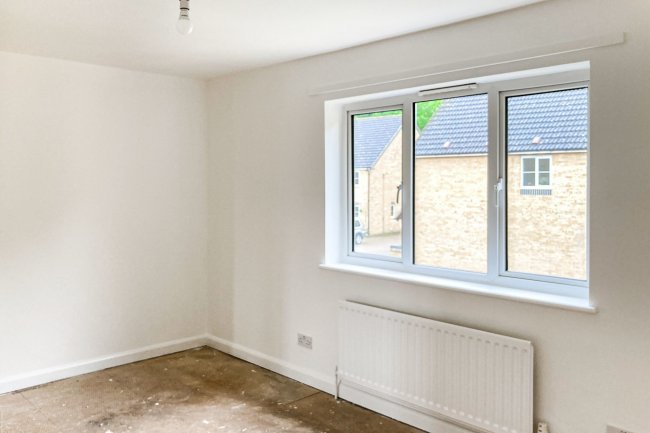 55 The Esplanade, Rochester, Kent ME1 1QW
 7