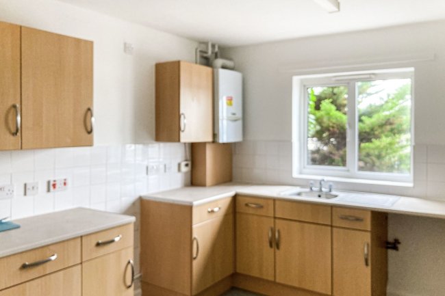 55 The Esplanade, Rochester, Kent ME1 1QW
 7