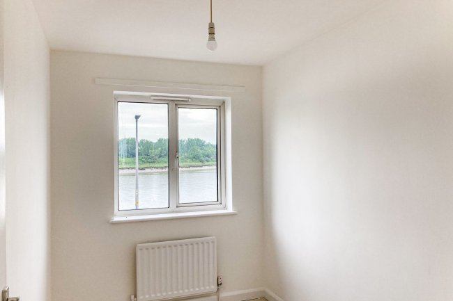 55 The Esplanade, Rochester, Kent ME1 1QW
 7