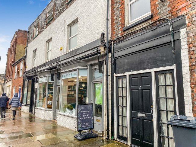 33-37 Castle Street, Reading, Berkshire, RG1 7SB
 10