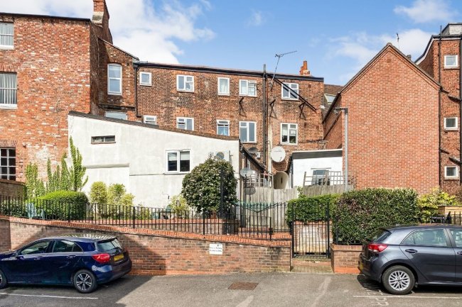 33-37 Castle Street, Reading, Berkshire, RG1 7SB
 10