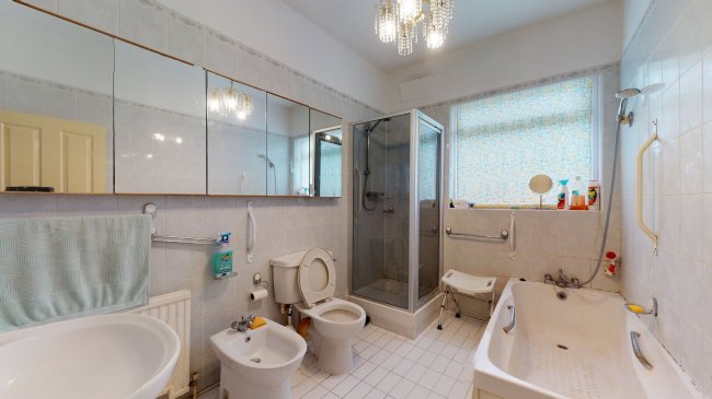 29 Alexandra Crescent, Bromley, Kent, BR1 4ET
 5