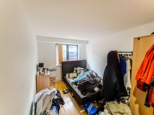 Apt 303, 6 Oldham Road, Manchester, M4 5DB 10