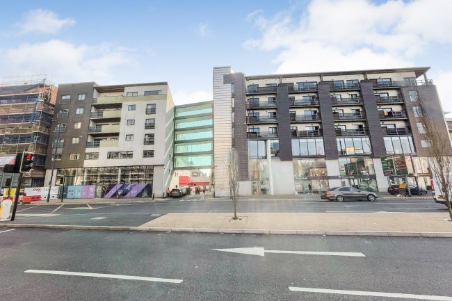 Apt 404, 6 Oldham Road, Manchester, M4 5DB
 1