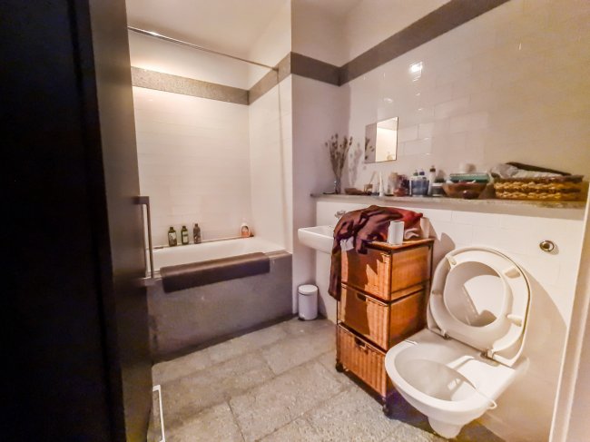 Apt 501, 6 Oldham Road, Manchester, M4 5DB
 7