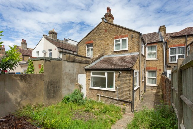 Ground Floor Flat, 118 Brewery Road, Plumstead, London, SE18 1NG
 6