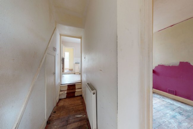 Flat A, 110 Nithdale Road,  Plumstead, London, SE18 3PD
 7