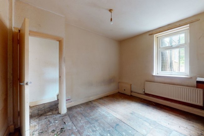 Flat A, 110 Nithdale Road,  Plumstead, London, SE18 3PD
 7