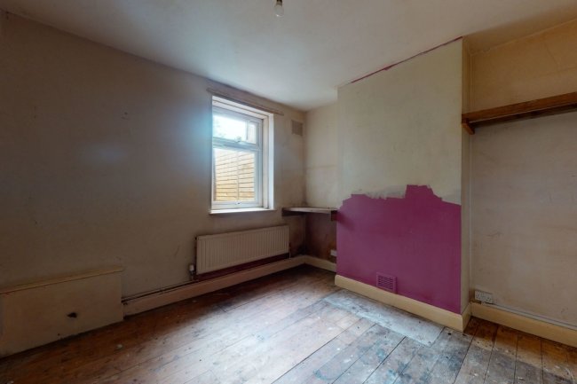 Flat A, 110 Nithdale Road,  Plumstead, London, SE18 3PD
 7