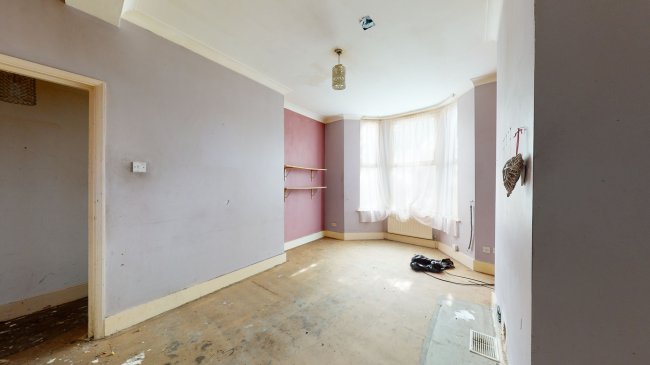 355 Church Road, Leyton, London E10 7JG
 8