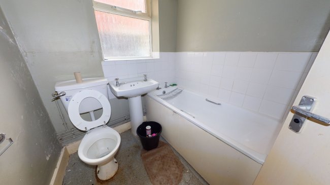 355 Church Road, Leyton, London E10 7JG
 8