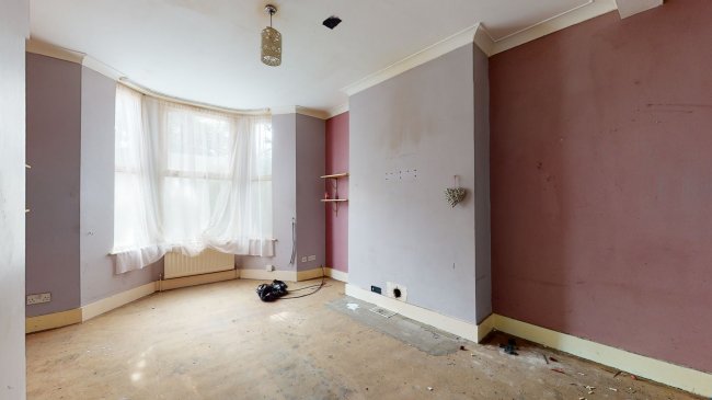 355 Church Road, Leyton, London E10 7JG
 8