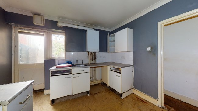 355 Church Road, Leyton, London E10 7JG
 8