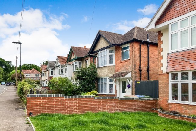 13 Bitterne Way, Southampton, Hampshire SO19 4EB
 6