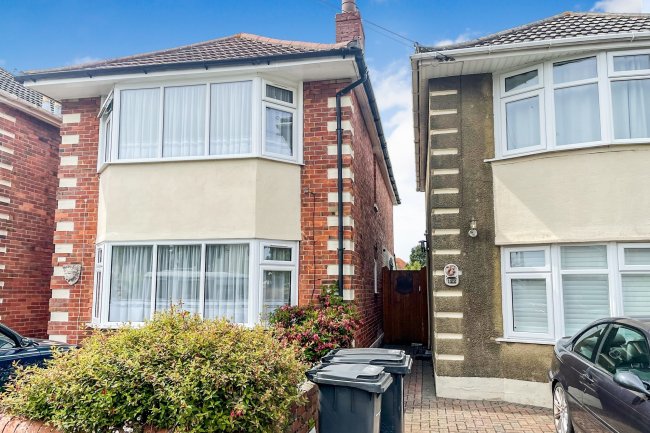 120 Castlemain Avenue, Bournemouth, Dorset BH6 5EP
 6