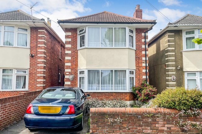 120 Castlemain Avenue, Bournemouth, Dorset BH6 5EP
 6