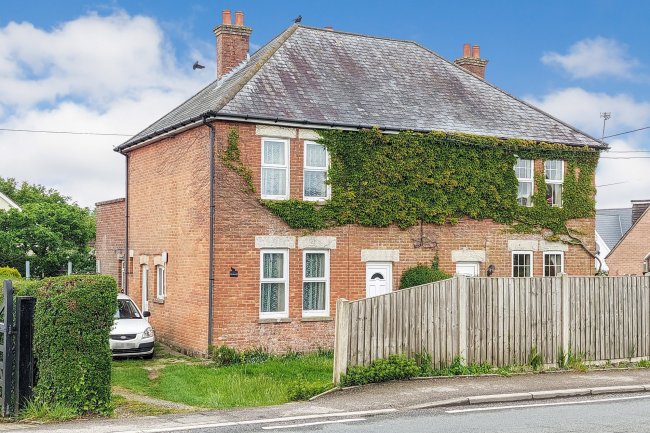 Aunah, Blandford Road, Sturminster Marshal, Wimborne, Dorset BH21 4AG
 7