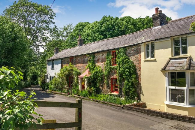 Rose Villa, Buckland Newton, Dorset DT2 7BY
 8