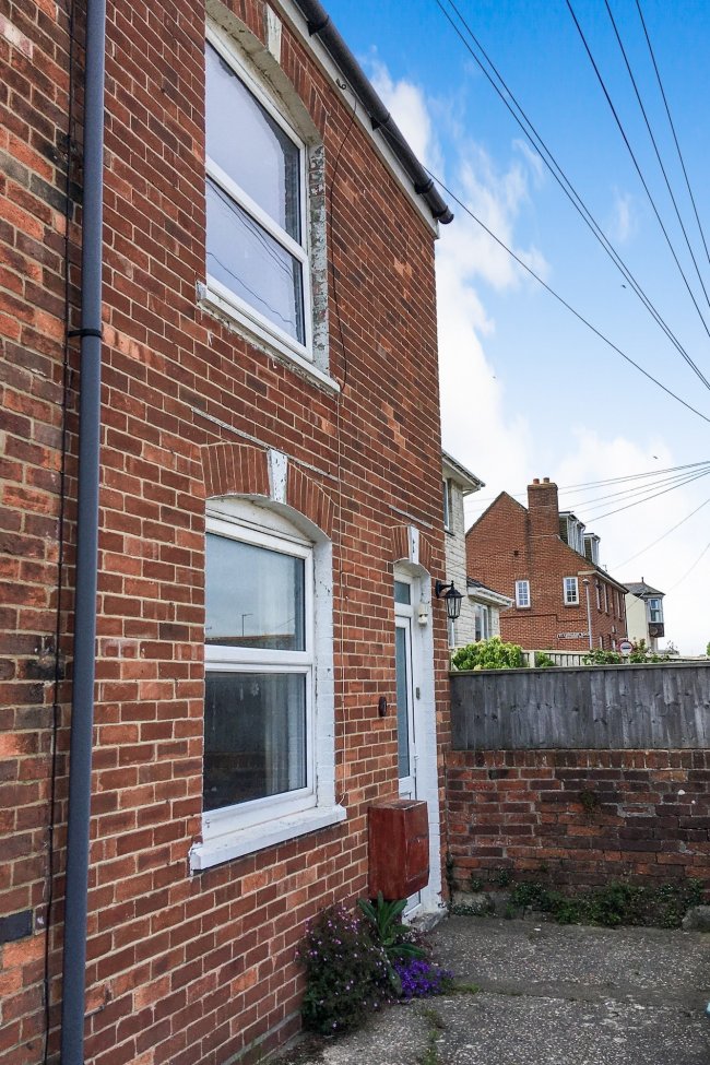 1 Newberry Gardens, Weymouth, Dorset DT4 8LS
 1