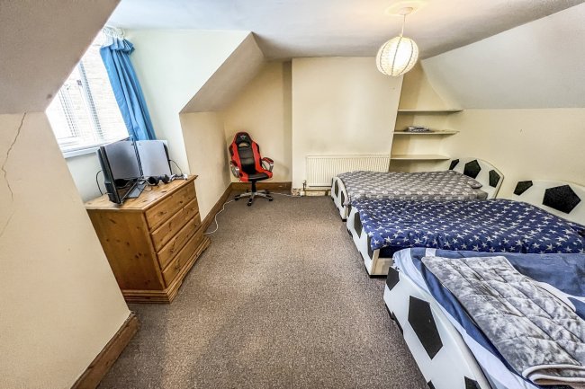 5A Park Crescent, Wolverhampton, West Midlands WV1 4PY 5