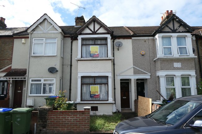 132 Riverdale Road, Erith, Kent DA8 1PX 10