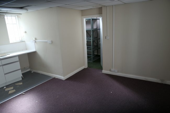 50 Cheap Street, Sherborne, Dorset, DT9 3BH 6