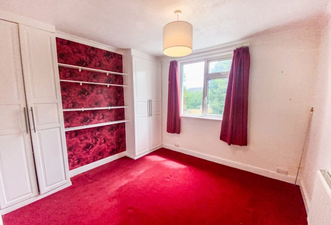 122 Cotterill Road, Surbiton, Surrey KT6 7UL
 1