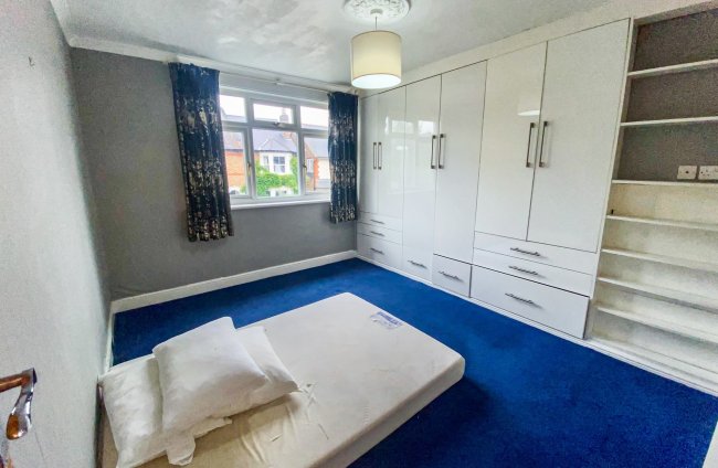 122 Cotterill Road, Surbiton, Surrey KT6 7UL
 1