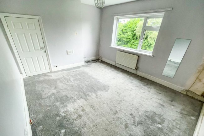 25 Highfield Avenue, Grimsby, North East Lincolnshire, DN32 0JG
 7