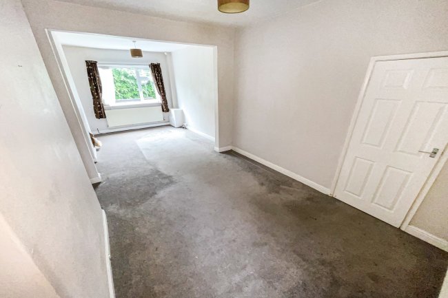 25 Highfield Avenue, Grimsby, North East Lincolnshire, DN32 0JG
 7