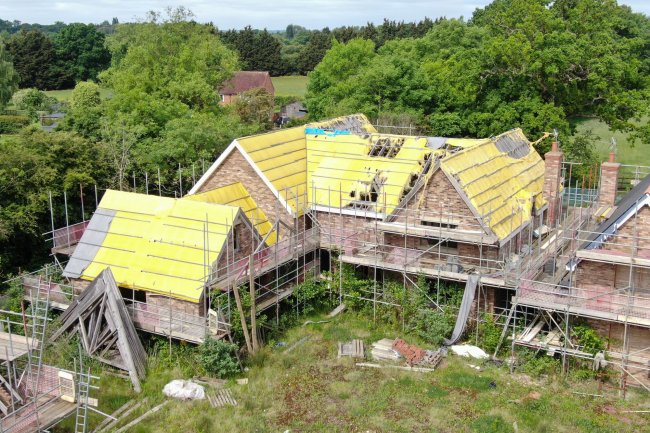 Oakwood, Ongar Road, Pilgrims Hatch, Brentwood, Essex CM15 9SA
 10