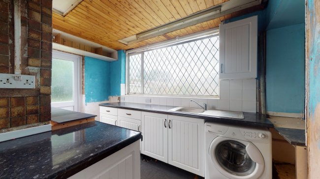 9 Grange Close, Hayes, Middlesex, UB3 2RU
 3