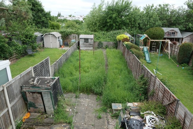 133 Whatley Avenue, Raynes Park, London, SW20 9NT
 2