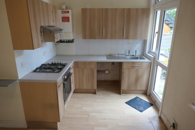 Ground Floor Flat, 20 Beverstone Road, Brixton, London SW2 5AN  3
