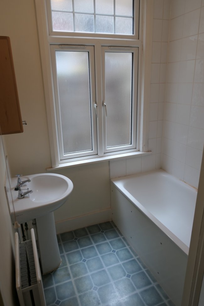 Ground Floor Flat, 20 Beverstone Road, Brixton, London SW2 5AN  3