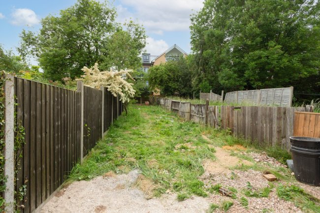 37 Lincoln Road, South Norwood, London, SE25 4HG 10