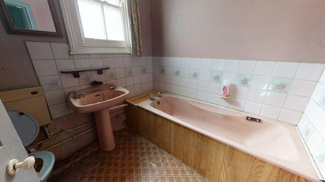 37 Lincoln Road, South Norwood, London, SE25 4HG 10