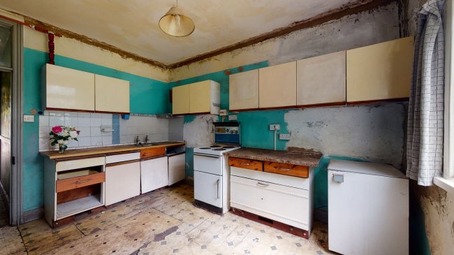 37 Lincoln Road, South Norwood, London, SE25 4HG 10