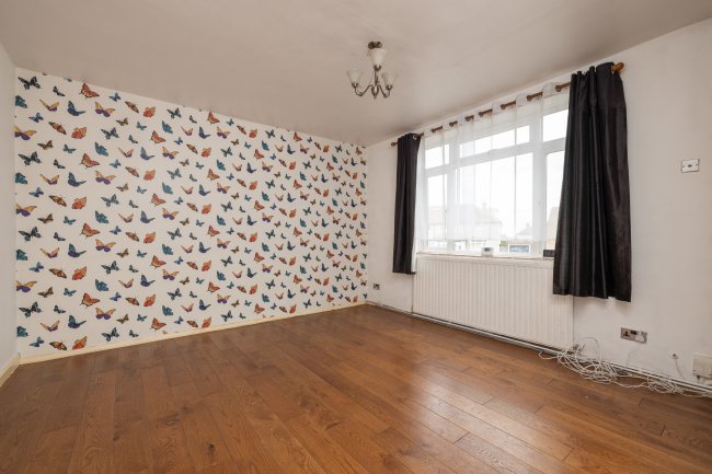 56 Sayes Court Road, Orpington, Kent BR5 2PQ
 9