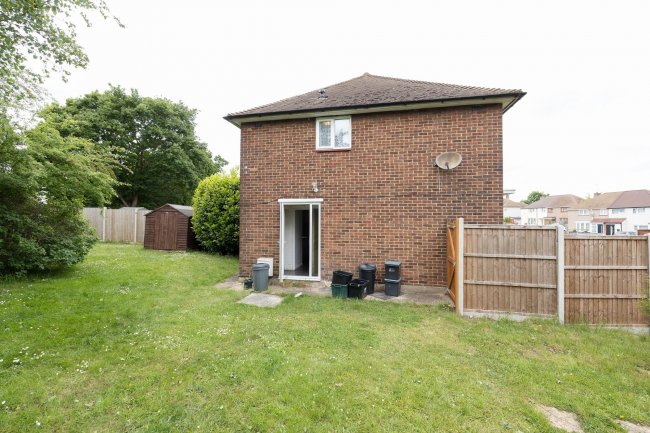 56 Sayes Court Road, Orpington, Kent BR5 2PQ
 9