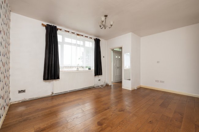 56 Sayes Court Road, Orpington, Kent BR5 2PQ
 9