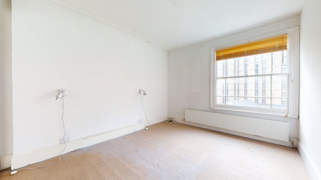Second Floor Flat (Flat 4), 2 Upper Addison Gardens, Holland Park, London W14 8AL 2