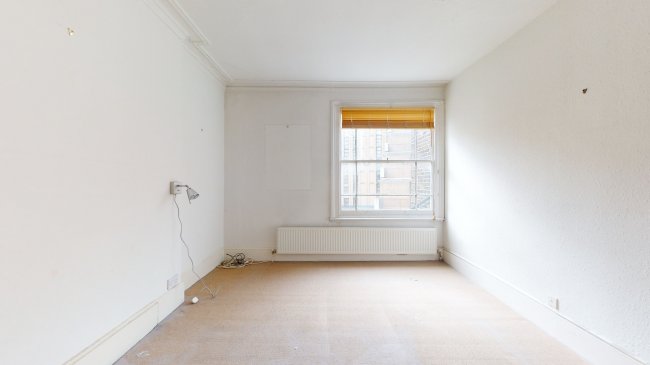 Second Floor Flat (Flat 4), 2 Upper Addison Gardens, Holland Park, London W14 8AL 2